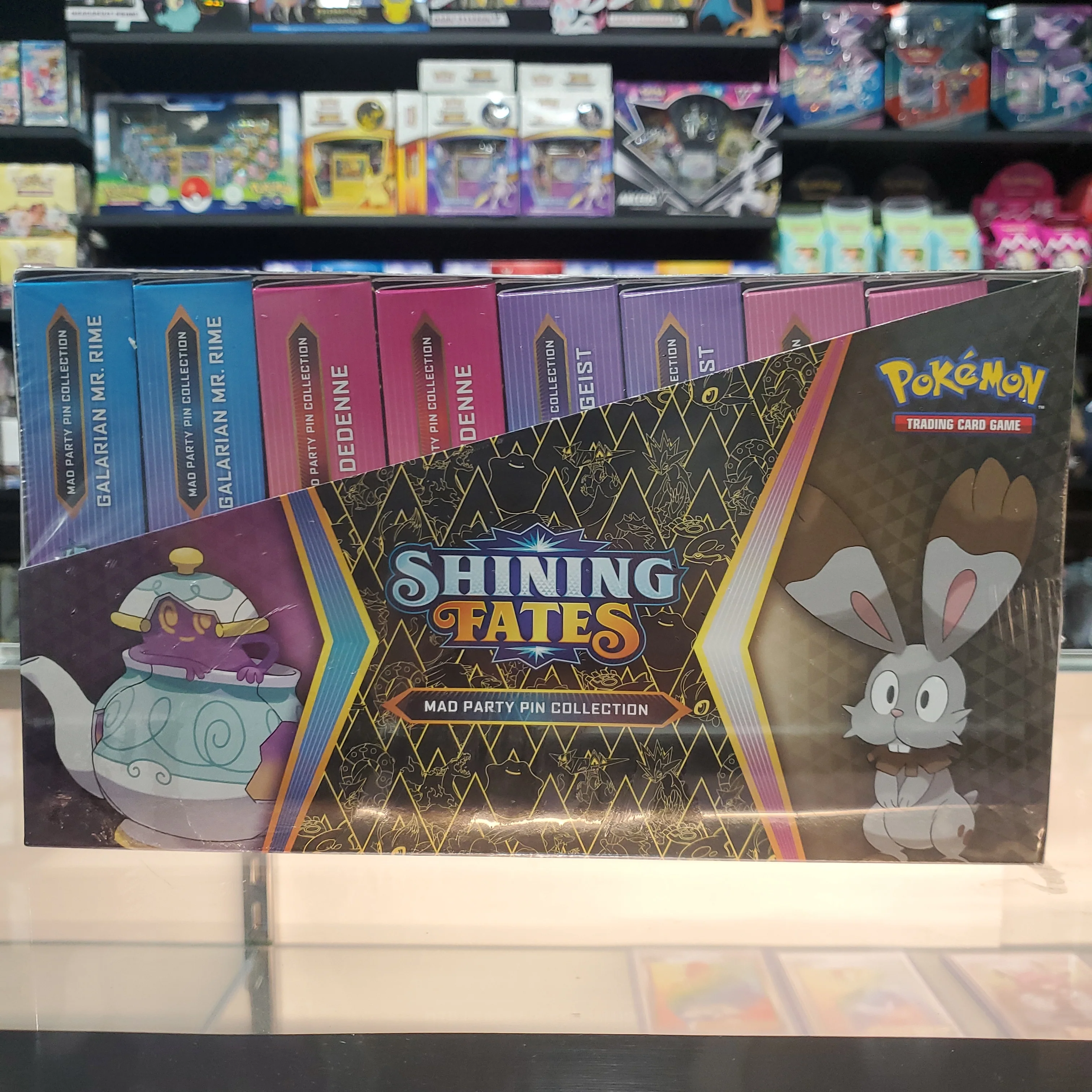 Pokémon TCG: Shining Fates - Mad Party Pin Collection Case - Image 3